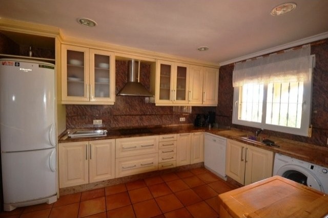 6 Bedroom Villa In Javea* - 2