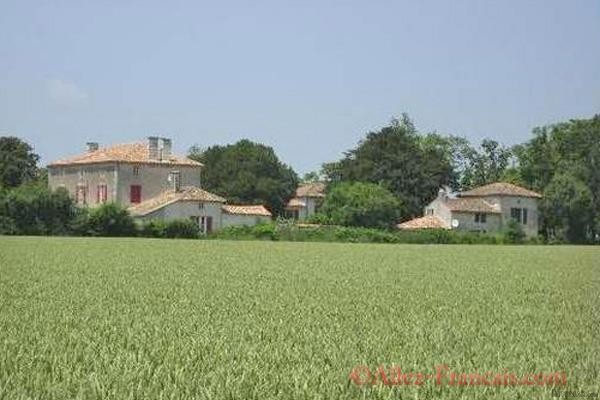 Chef Boutonne (79) : For sale - Superb..