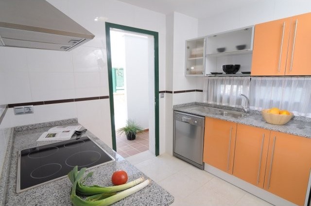 3 Bedrooms - Property - Alicante - For..
