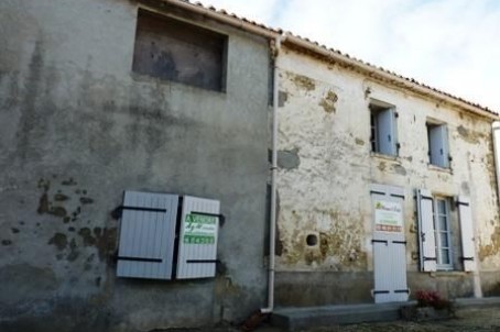 Stone House For Sale St Jean D Angely - 2