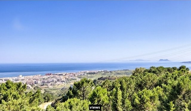 Villa for sale in Estepona, Malaga..
