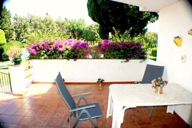 Apartment - LOVELY 1 BEDROOM APARTMENT.. - 2