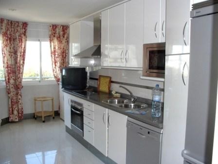 2 bedroom Apartment For Sale: Marbella - 2