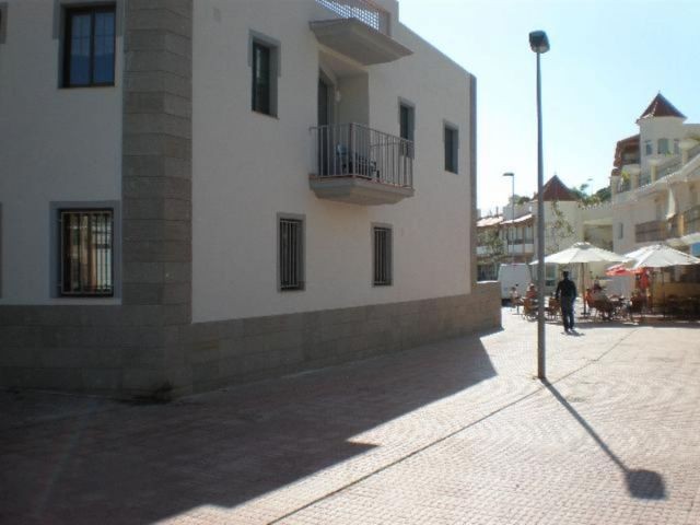 Edificia Marta, La Caleta, Tenerife.. - 2