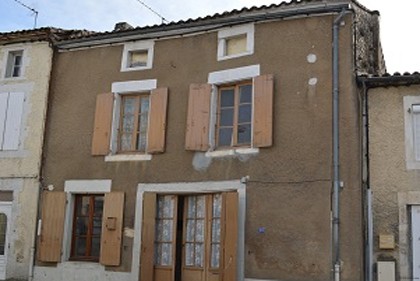 Great price for town house with garden