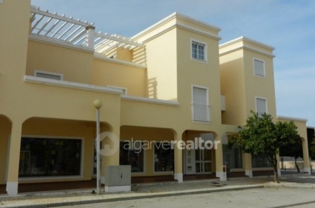 2 Hotels In The Beach Front