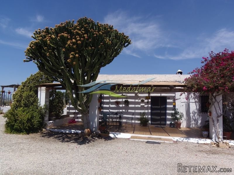Ref.100826 . Rustic House - Sales -..