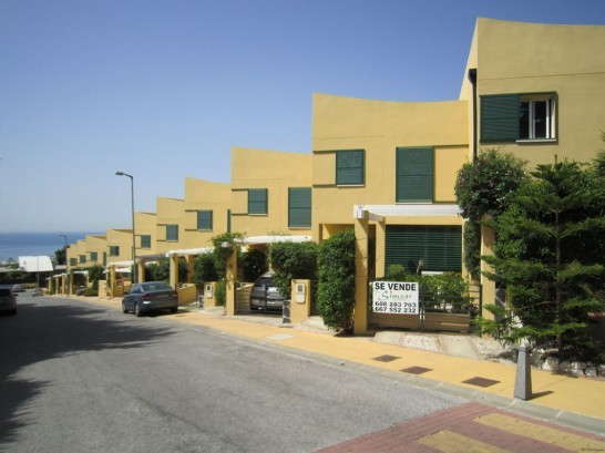 TOWNHOUSE FOR SALE EL HIGUERON