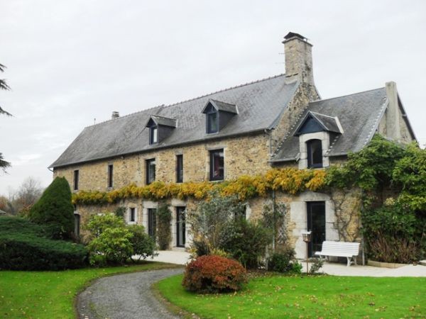 Stunning Period House Set in 10 Acres
