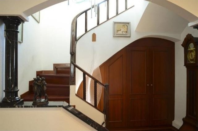 7 bedroom Detached House For Sale:.. - 2