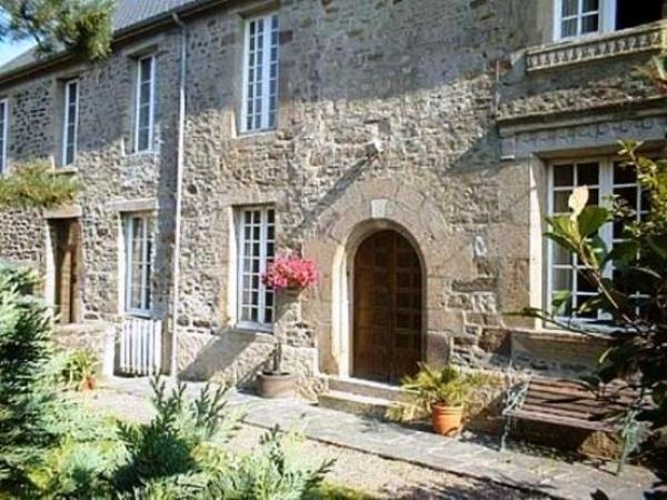 Gite Complex with Heated Pool