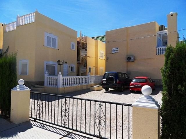 LAS MARINAS, DENIA 2 dormitorios a 200..