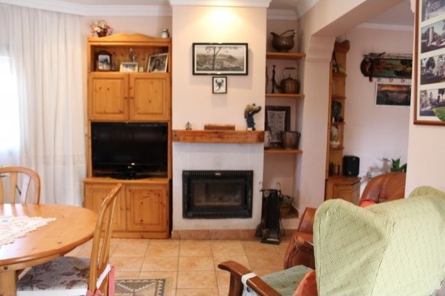 3 Bedroom Villa in Javea - 2