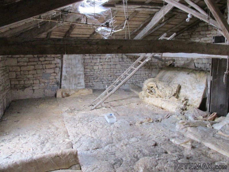 Stone Townhouse With Garage And Garden - 2
