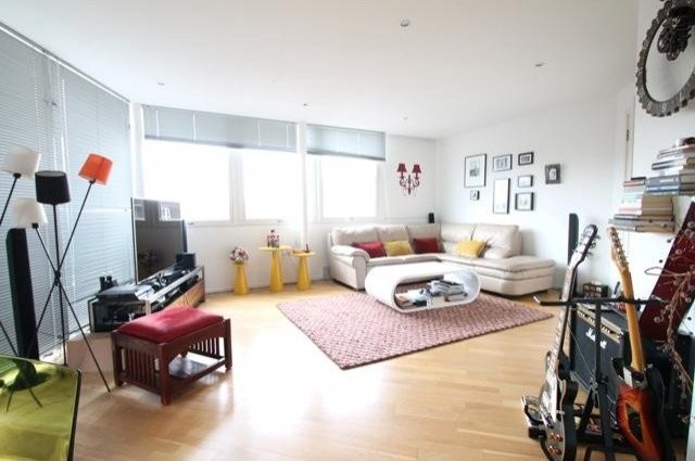 2 bed flat to rent - 2