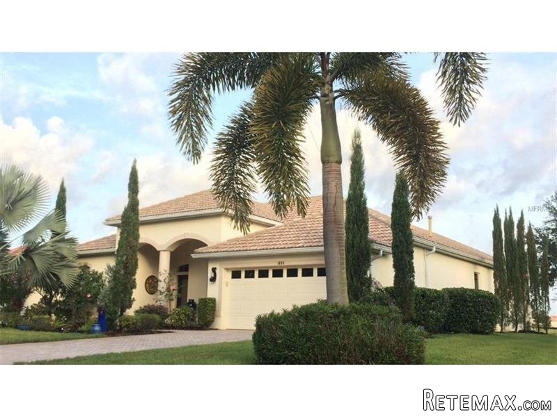 3 bedroom House For Sale: 1899 Coconut..