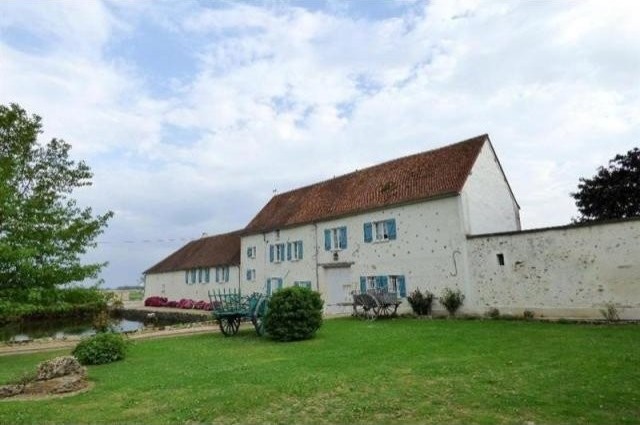 5 bedroom House For Sale: 02400..