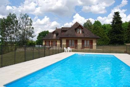 Superb business opportunity including..
