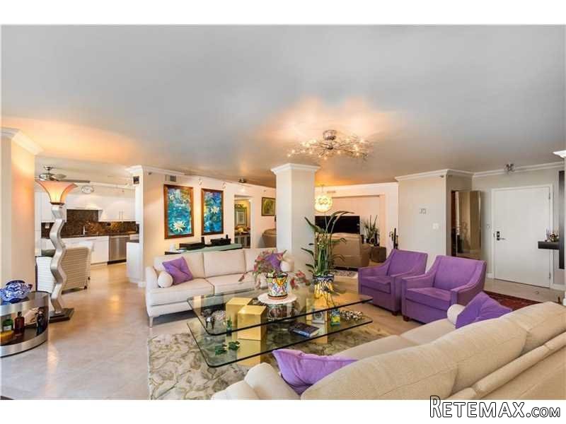 3 bedroom Flat For Sale: 19195 Mystic.. - 2