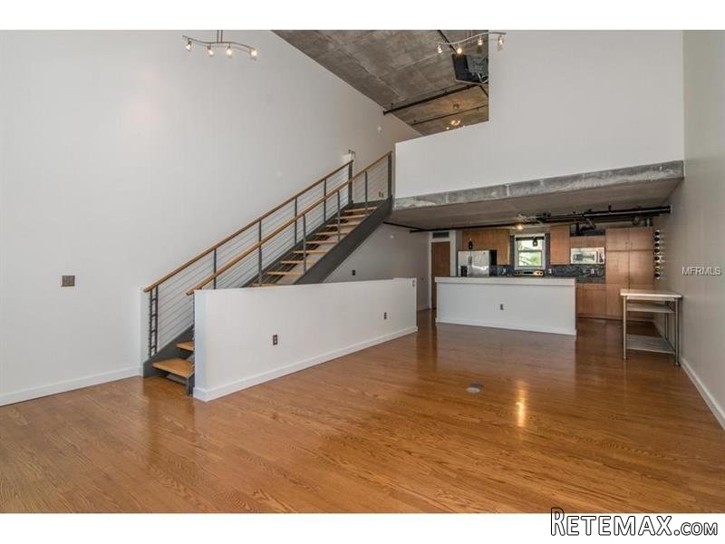 2 bedroom Property For Sale: 1212 EAST.. - 2