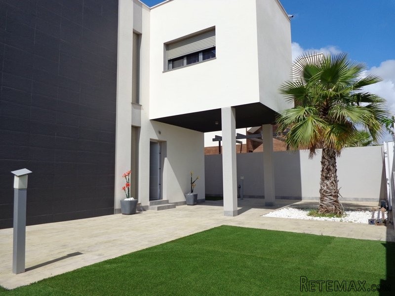 3 Bedrooms - Villa - Alicante - For Sale - 2