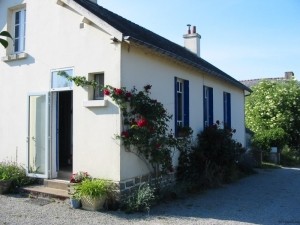 2 Bed Detached House in a Village