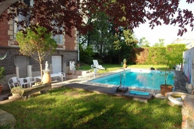 8 bedroom Character For Sale: 63400.. - 2