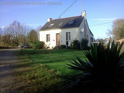 Turnkey 4 bed cottage, with basement in..