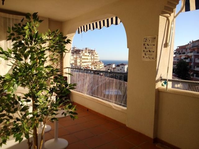 2 Bed Apartment for sale in Benalmadena..