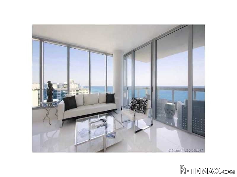 2 bedroom Flat For Sale: 6899 COLLINS.. - 2