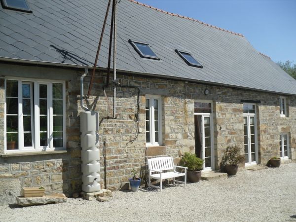 Longere with Nice Character Features