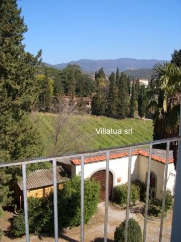 Villa - For Sale - Hills around Lucca -.. - 2