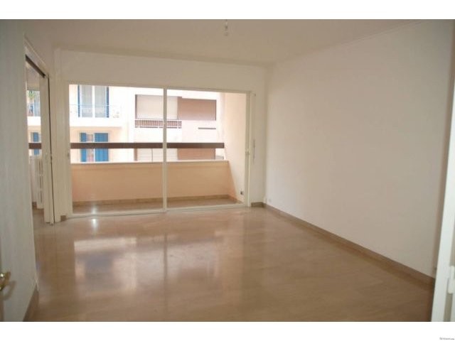 Sale Apartment - Antibes Centre - 2