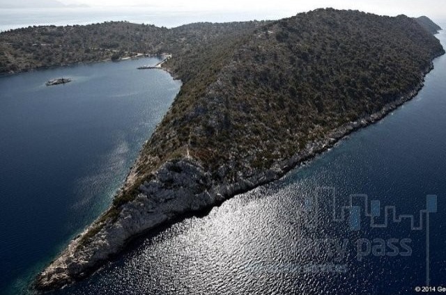 Plot For Sale: CASTOS ISLAND