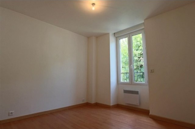 L24/18-1 - Residential For Sale - Stone.. - 2