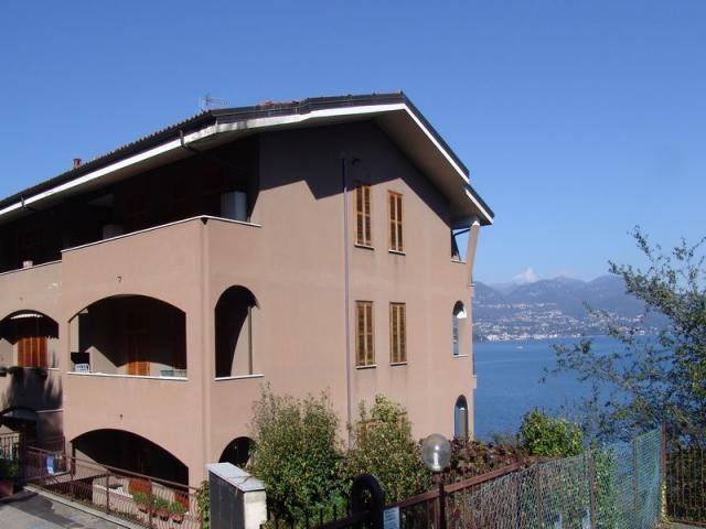 2 bedroom Apartment For Sale: Stresa, IT - 2