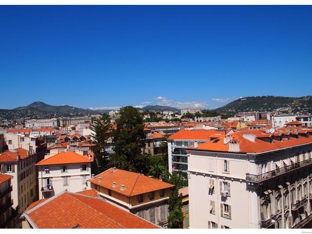 Exceptional Top Floor Apartment with.. - 2