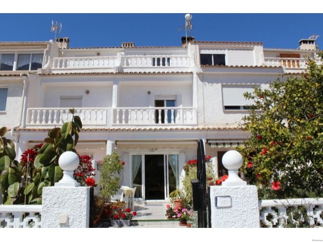 Terraced for sale 189.950 € Costa..