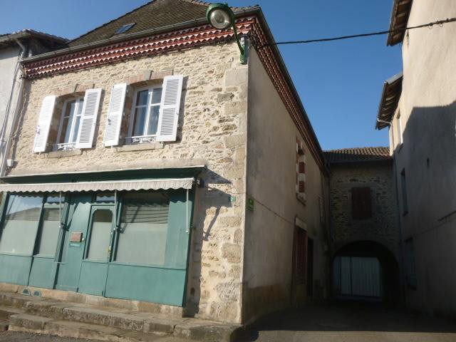 Town House To Renovate For Sale In The.. - 2
