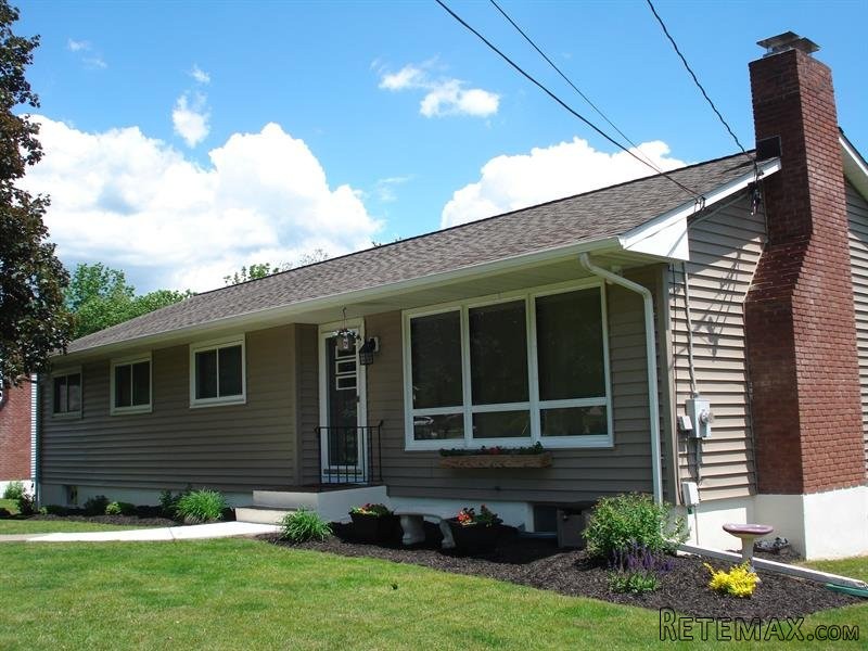 4 bedroom House For Sale: 33 Lakeview.. - 2