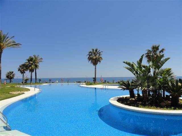 APARTMENT FOR SALE IN CALAHONDA - 2