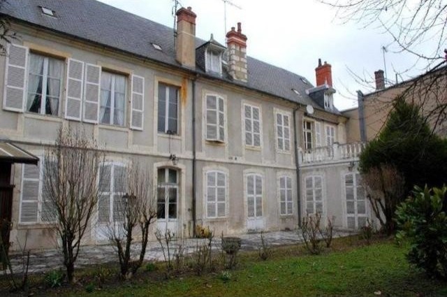 14 bedroom Character For Sale: 18000..