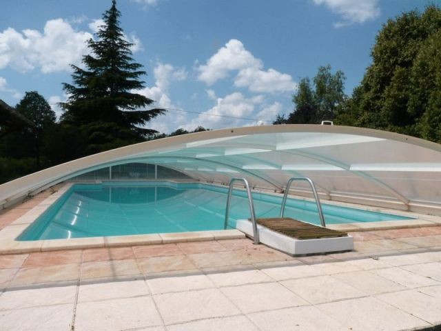 3 Bedroomed Bungalow On A Large Garden.. - 2