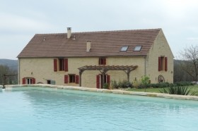 Attractive 6 Bedroom Perigourdine..