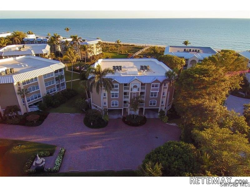 3 bedroom Condominium For Sale:..