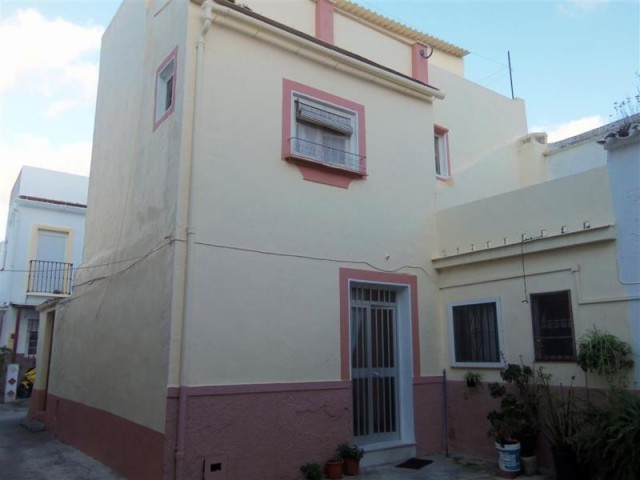 Town House - Very cosy 3 bedroom, 2..