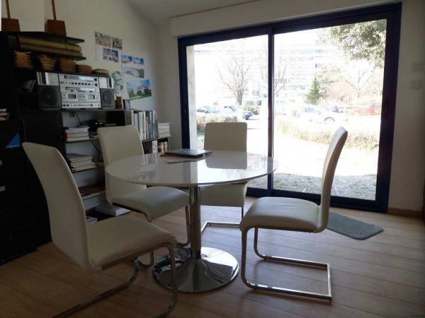 House with Office - 2