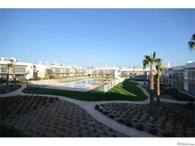 2 bedroom Apartment For Sale:..