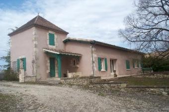 Beautiful Property Situated On 13.5.. - 2