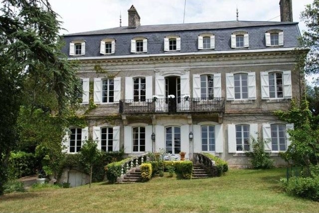 Classic 19th Cent Maison De Maitre Nr..